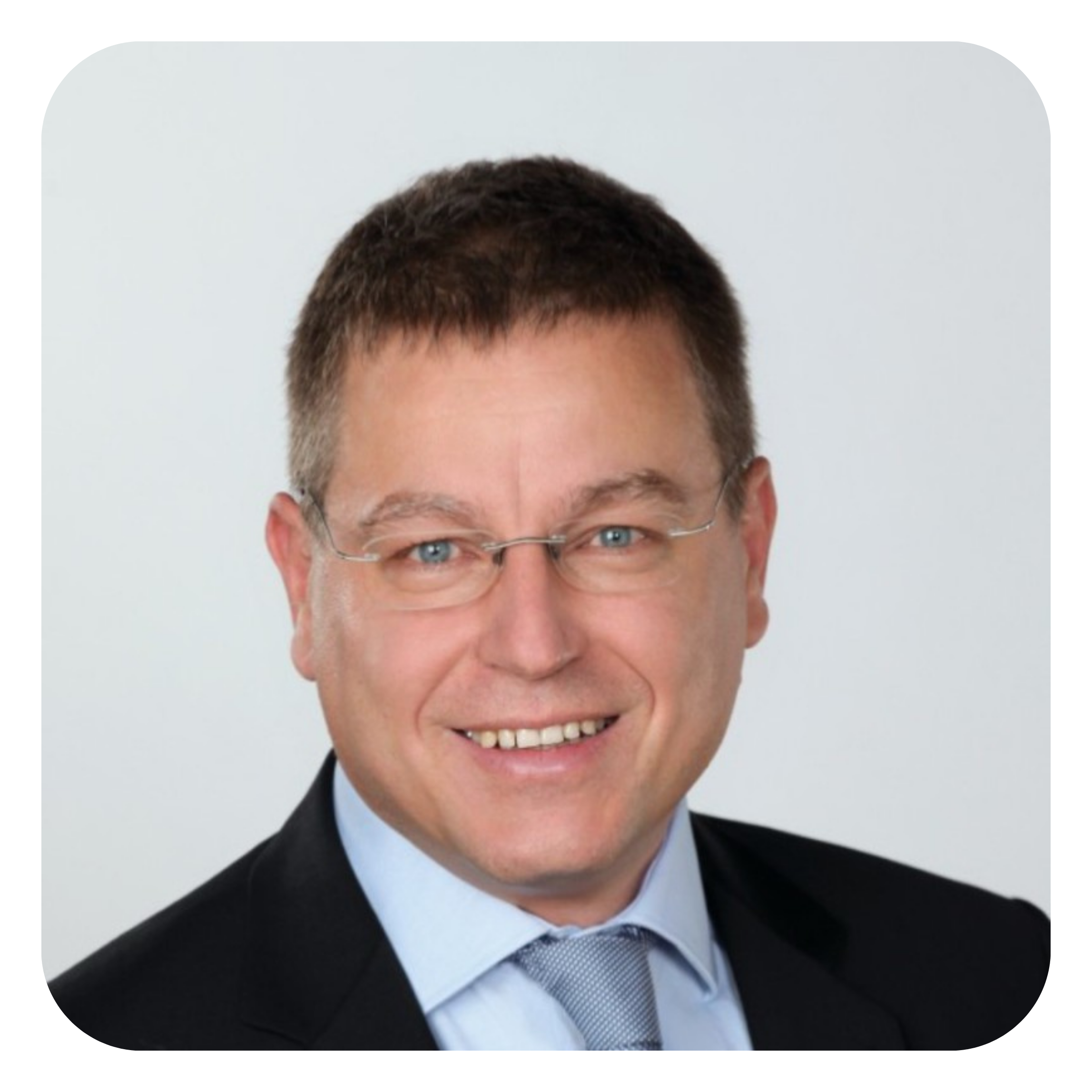 Wolfgang Straßer